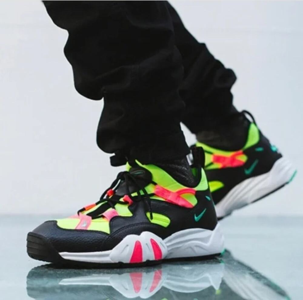 Nike Mens Air Scream LWP 'Black Menta Pink' Sz 7